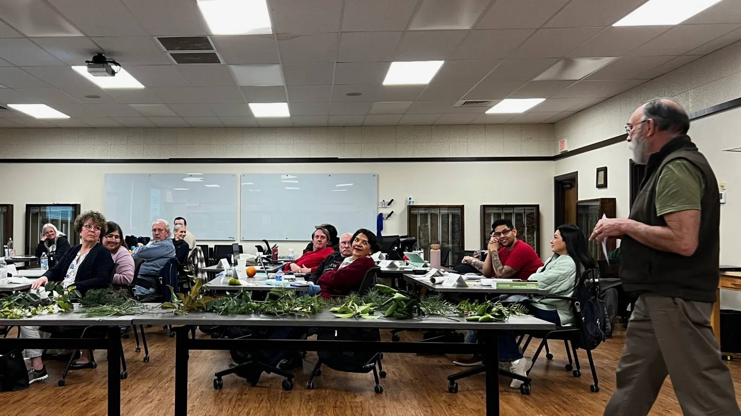 Tom D addressing 2024 UC Master Gardener Training Class in Merced