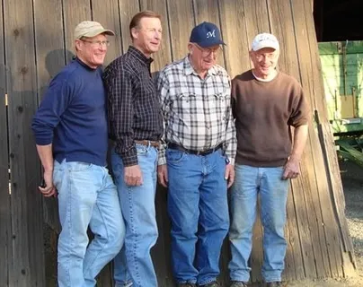 The Muller brothers with father Joe.