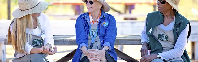 Master Gardener Volunteers Chatting