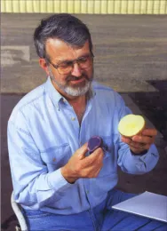 Ronald Voss Photo with potatoes